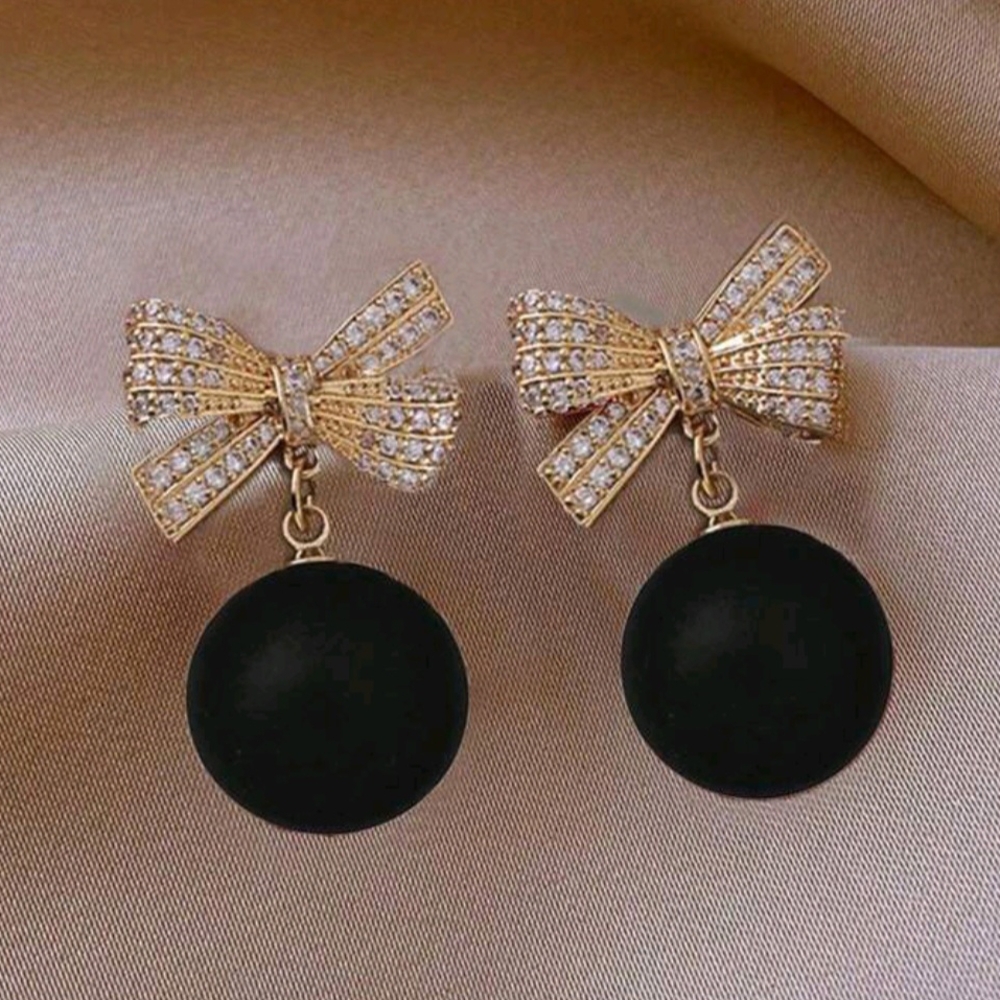 Elegant Black & Gold Color Bow Rhinestone Earrings New!